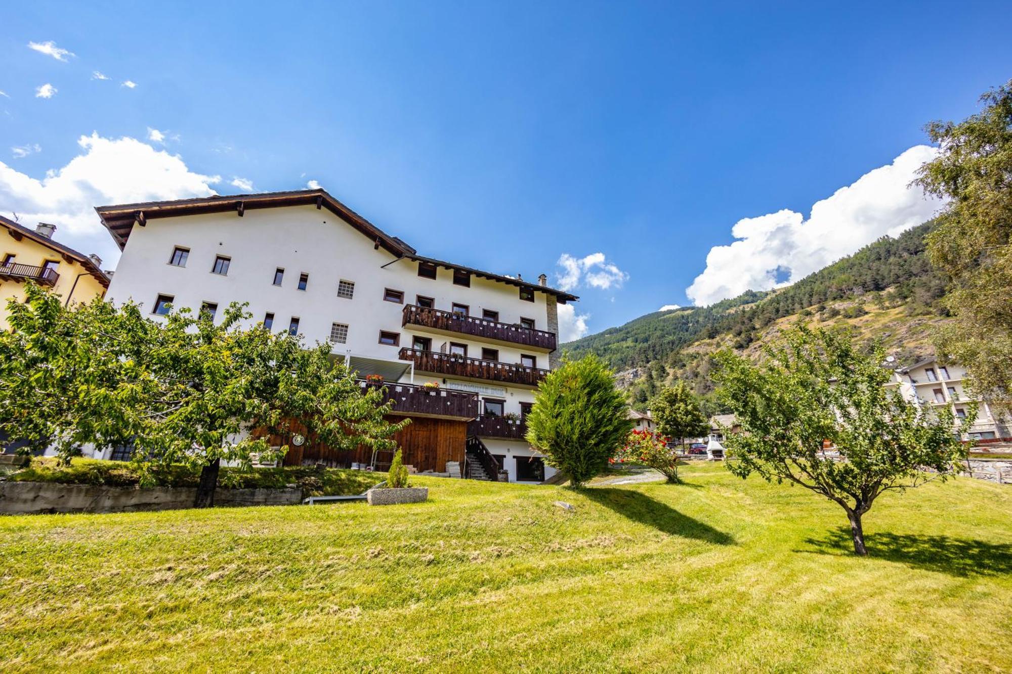 Hotel Saint Nicolas Gran Paradiso Exteriör bild